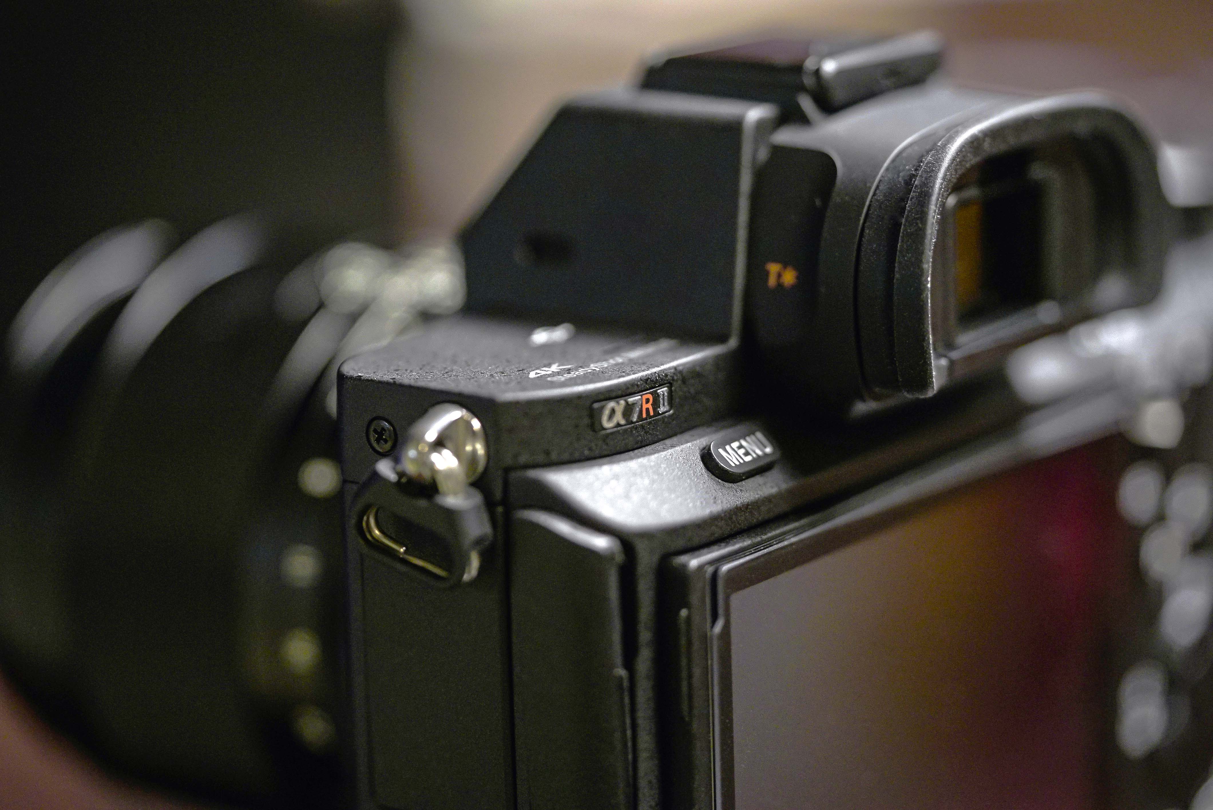 Sony A7rII: Shooting very high ISO and get clean images with