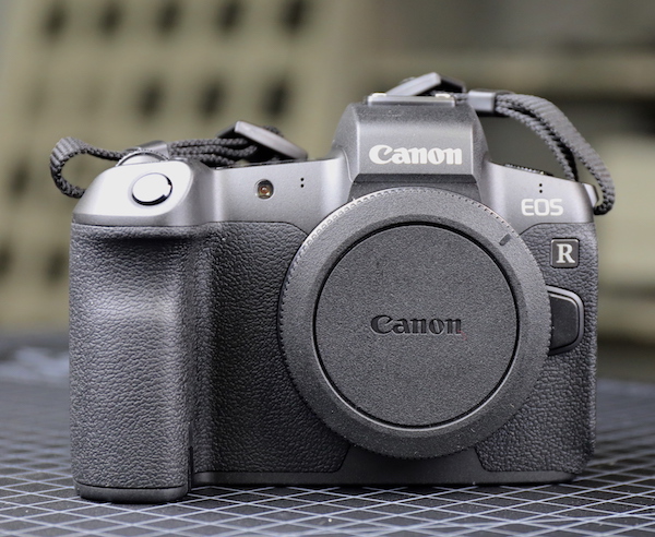 Camara Canon EOS R Mirrorless (nueva)